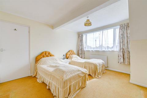 53 Rectory Road, Worthing, BN14 7PE