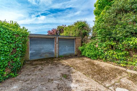53 Rectory Road, Worthing, BN14 7PE