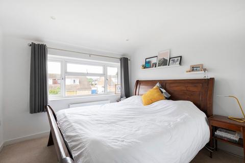 25 Brymore Close, Prestbury, Cheltenham, GL52 3DZ