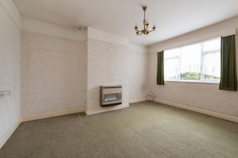 28 Kings Avenue, Newington, Ramsgate, CT12 6DL