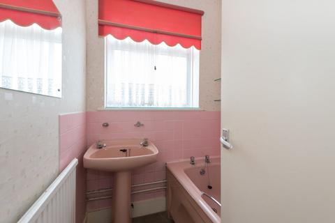 28 Kings Avenue, Newington, Ramsgate, CT12 6DL