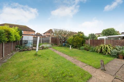28 Kings Avenue, Newington, Ramsgate, CT12 6DL