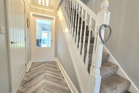 42 Rothbury Drive, Ashington, NE63 8TQ