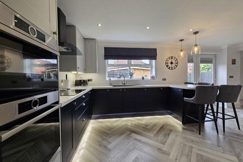 42 Rothbury Drive, Ashington, NE63 8TQ