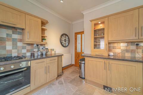 3 bedroom property for sale, Christchurch Road, Newport, NP19