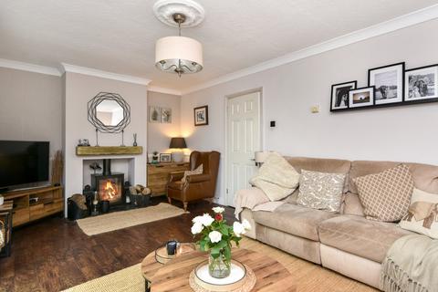 4 bedroom detached house for sale, Parkway Close, Eastwood, Essex, SS9