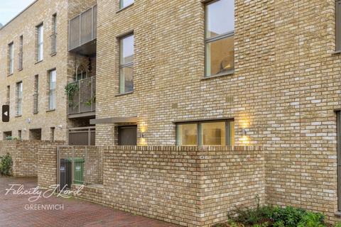 2 bedroom duplex for sale, Wycombe Street, London, SE14