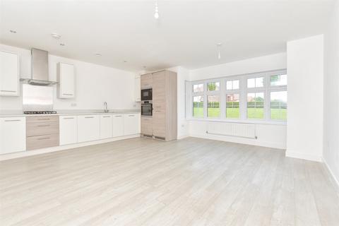 1 bedroom ground floor flat for sale, Bramling Way, Rainham, Gillingham, Kent