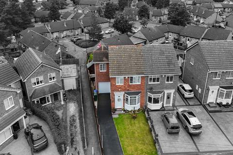 4 bedroom semi-detached house for sale, Kepple Close, Rossington, Doncaster
