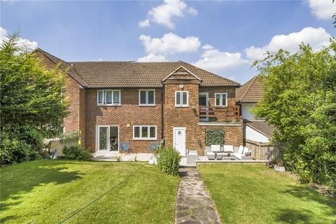 40 Barnet Drive, Bromley, BR2 8PQ
