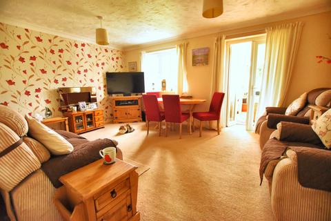 3 bedroom end of terrace house for sale, Neville Day Close, Easton On The Hill, Stamford, PE9