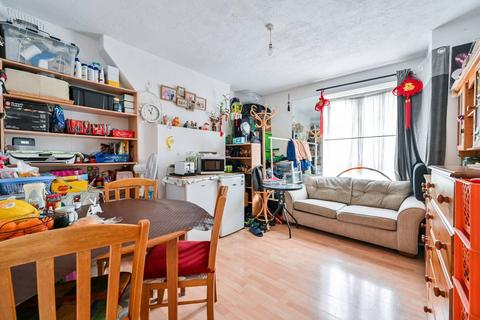 2 bedroom flat for sale, Law Street, Borough, London, SE1