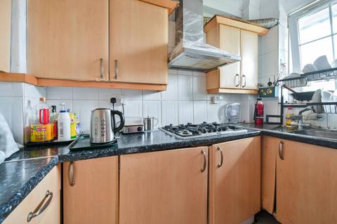 2 bedroom flat for sale, Law Street, Borough, London, SE1