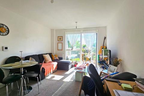 1 bedroom flat for sale, Adenmore Road, Catford, SE6