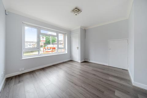 2 bedroom terraced house to rent, Radcot Close, Maidenhead, SL6