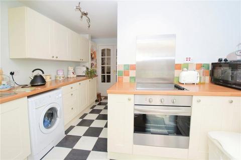 2 bedroom end of terrace house for sale, Bellevue Road, Cowes