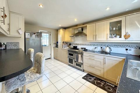 71 Century Drive, Kesgrave, Ipswich, IP5 2EL