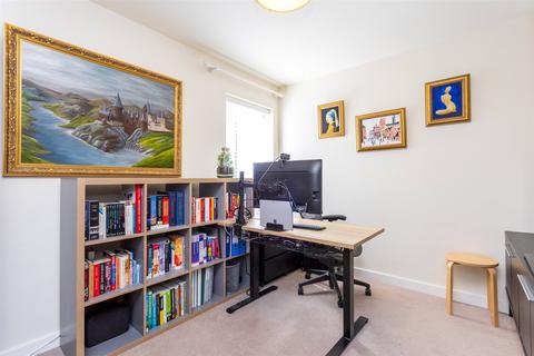 2 bedroom apartment for sale, Carvell House, 22 Aerodrome Road, NW9