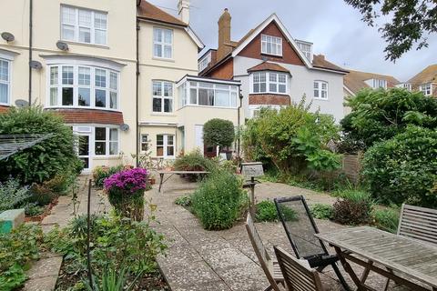 3 bedroom ground floor flat for sale, Cantelupe Road, Bexhill-on-Sea, TN40