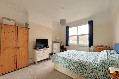 2 bedroom flat for sale, Bolebrooke Road, Bexhill On Sea, TN40