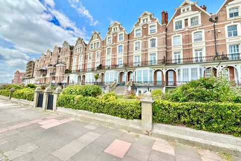 1 bedroom apartment for sale, Carlton Court, Knole Road, Bexhill on Sea, TN40