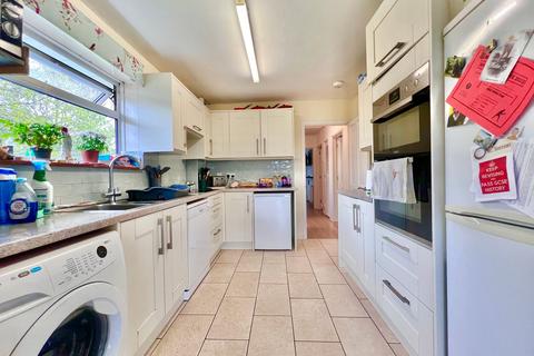 4 bedroom detached bungalow for sale, Woodland Rise, Bexhill-on-Sea, TN40