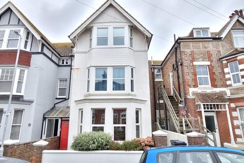 3 bedroom apartment for sale, Linden Road, Bexhill On Sea, TN40