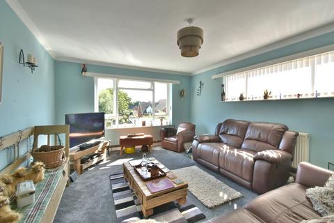 4 bedroom flat for sale, Cowdray Park Road, Bexhill-on-Sea, TN39