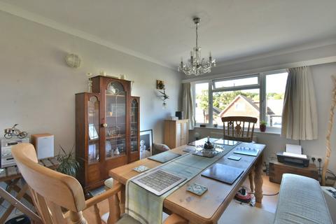 4 bedroom flat for sale, Cowdray Park Road, Bexhill-on-Sea, TN39