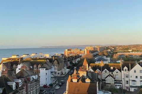 2 bedroom flat for sale, Egerton Road, Bexhill-on-Sea, TN39