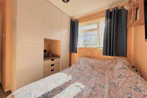 14 Ian Close, Bexhill-on-sea, TN40 2RL