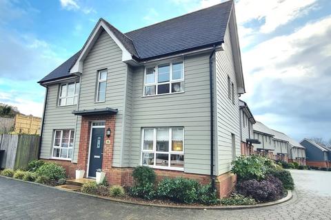 46 Brinklehurst Drive, Bexhill-on-sea, TN40 2FL