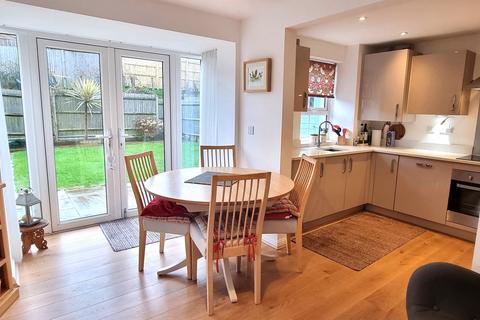 46 Brinklehurst Drive, Bexhill-on-sea, TN40 2FL