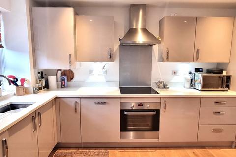 46 Brinklehurst Drive, Bexhill-on-sea, TN40 2FL
