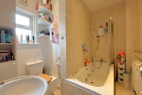 21a Albert Road, Bexhill-on-sea, TN40 1DG