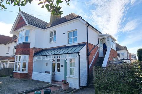 2 bedroom apartment for sale, Bedford Avenue, Bexhill-on-Sea, TN40
