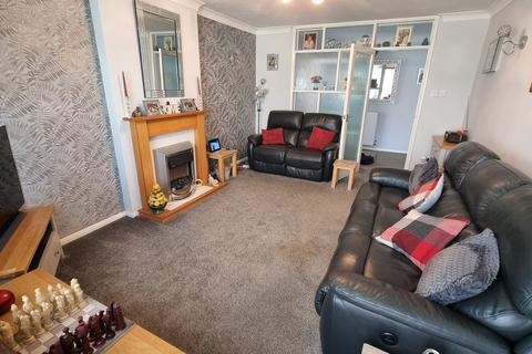 2 bedroom detached bungalow for sale, Penhurst Drive, Bexhill-on-Sea, TN40