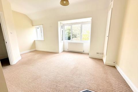 1 bedroom flat to rent, Hastings Road, Bexhill-on-Sea, TN40