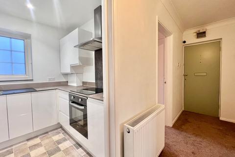 2 bedroom apartment for sale, Village Mews, Bexhill-on-Sea, TN39