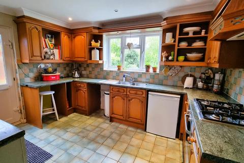 3 bedroom semi-detached house for sale, Turkey Road, Bexhill-on-Sea, TN39
