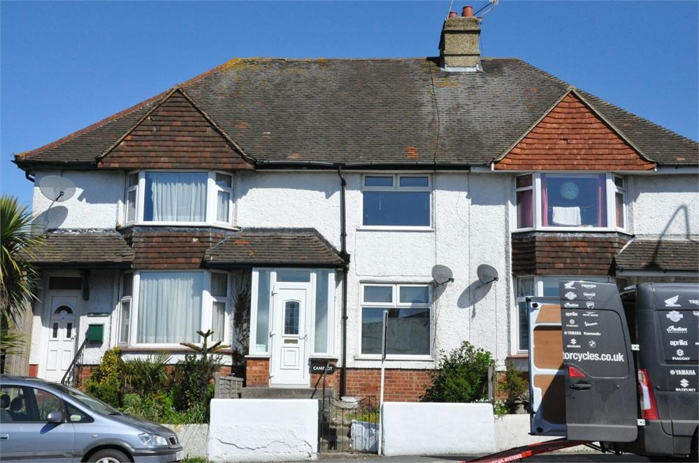 Little Common Road, Bexhill on Sea, TN39 2 bed terraced house to rent
