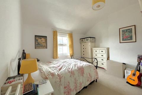 2 bedroom flat for sale, Marina, Bexhill-on-Sea, TN40