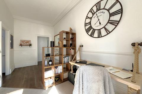 Flat 1, 12 Cranfield Road, Bexhill-on-sea, TN40 1QB