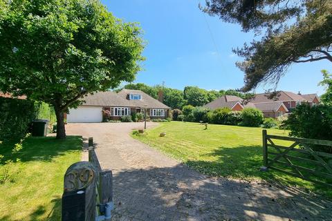3 bedroom detached bungalow for sale, Kewhurst Avenue, Bexhill-on-Sea, TN39