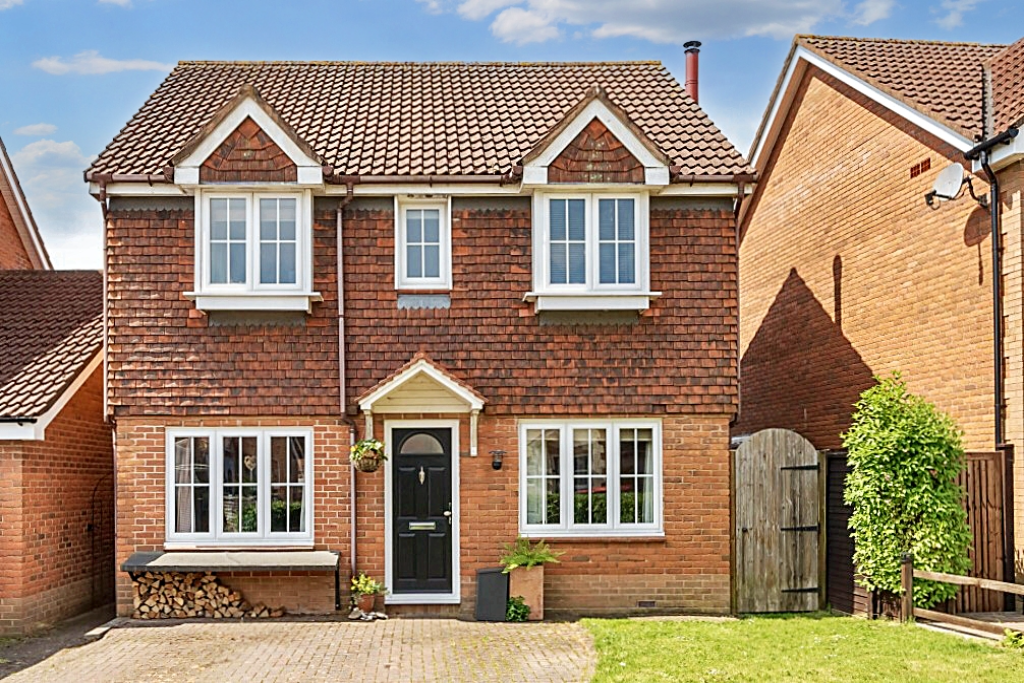Gables Lea, Willand, Cullompton, EX15 4 bed detached house for sale £
