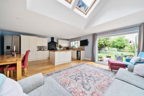 3 bedroom detached house for sale, Pitfold Avenue, Haslemere, GU27