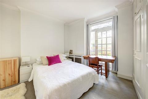 3 bedroom apartment for sale, Bullingham Mansions, Pitt Street, London, W8