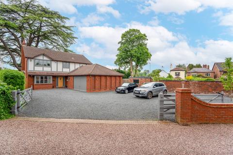 4 bedroom detached house for sale, Lickhill Road, Stourport-on-Severn, DY13