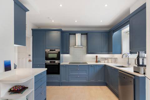 5 bedroom semi-detached house for sale, London W5
