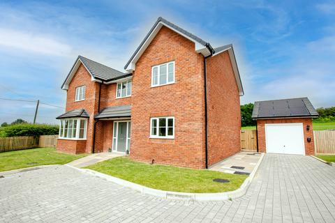 5 bedroom detached house for sale, Orchard Court, Bromyard HR7